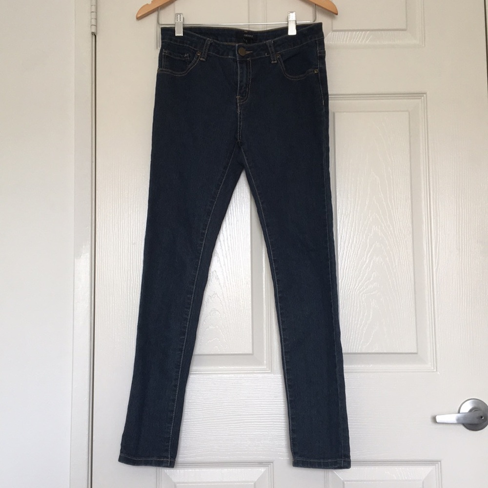 Forever 21 dark wash jeans/jeggings size 27